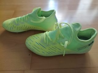 BOTAS DE FUTBOL PARA NIÑO  T:35