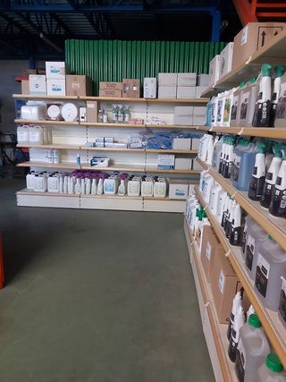 Estanterías metálicas