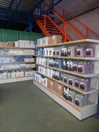 Estanterías metálicas