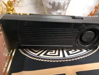 Tarjeta Gráfica ASUS 1070 versión turbo de 8 G