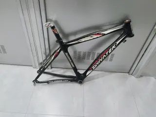 Telaio Bici DYNATEK Carbonio FISSURATO