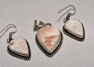 Set Pendente e Orecchini Pietra scoleciteArgento