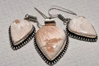 Set Pendente e Orecchini Pietra scoleciteArgento