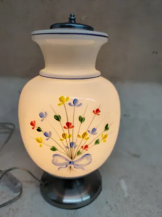 Lâmpada de mesa vintage floral