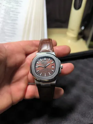 Patek Philippe Nautilus Marrón