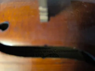 Violín Antonius Stradivarius 3/4 de año 1721