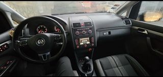 Volkswagen Touran 2012