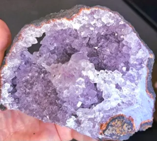 Drusa di quarzo ametista