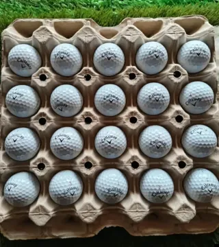 30 Pelotas de Golf Callaway Chrome Tour