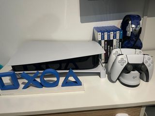 Consola PS5 1TB con lector + Accesorios