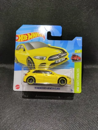 Hot Wheels 2019 Mercedes-Benz A-Class Amarillo