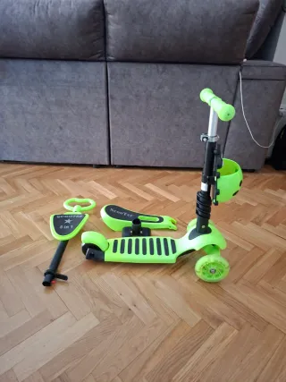 Patinete 3 ruedas 2-8 años