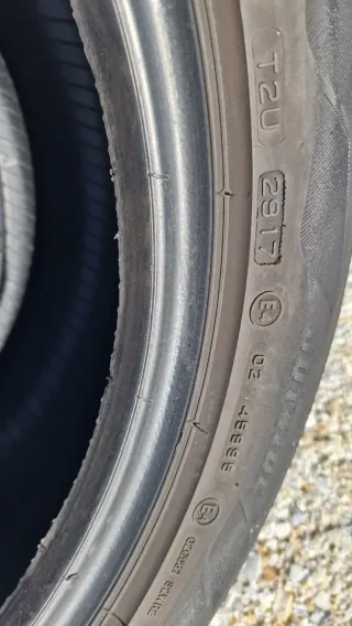 Neumáticos 225/50/16