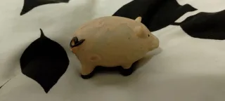 Cerdo de cerámica decorativo