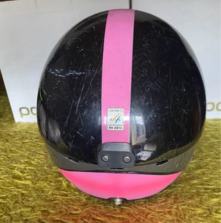Casco de esquí Briko negro y rosa