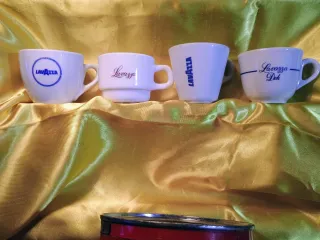 Tazzine caffè Lavazza con scatola