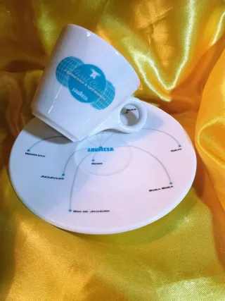 Tazzine caffè Lavazza con scatola