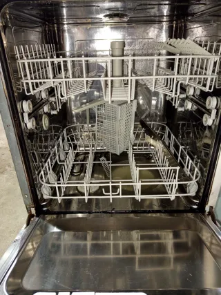 Cestas y bandejas para lavavajillas