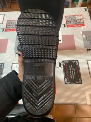 Botas de agua negras nuevas