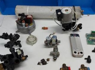 RICAMBI / PEZZI DI RICAMBIO PER CALDAIA SAUNIER ISOFAST F30