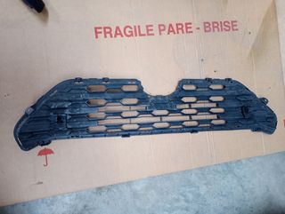 Parilla, Rejilla Toyota RAV4