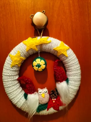 Ghirlanda Natalizia Fatta a Mano