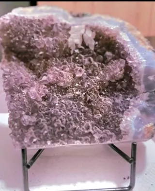 Grande drusa quarzo ametista bordata calcedonio
