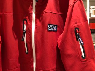 Parka náutica roja y blanca