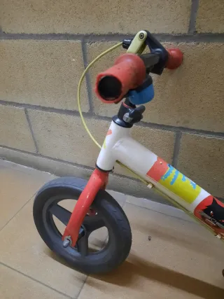Bici de equilibrio infantil