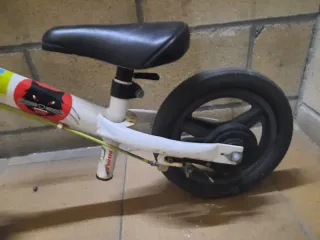 Bici de equilibrio infantil