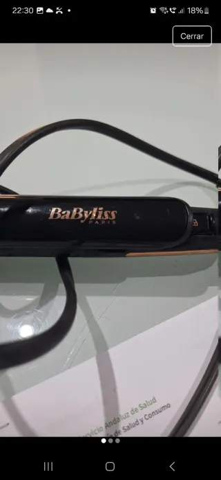 Plancha de pelo BaByliss Paris negra y dorada
