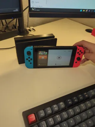 Nintendo Switch + Smash Bros + Pokémon Let's Go