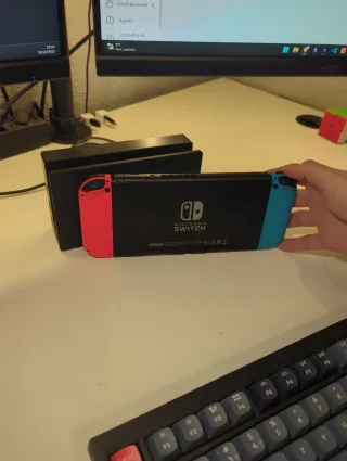 Nintendo Switch + Smash Bros + Pokémon Let's Go