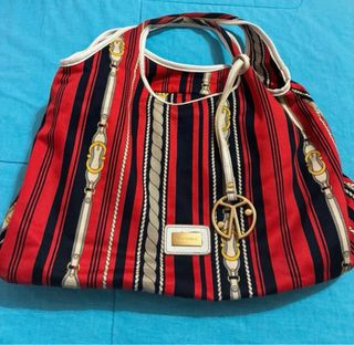 Borsa Coccinelle a righe rosse e nero