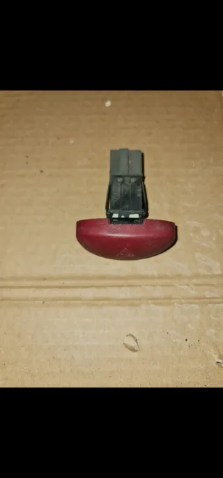 Botón 4 Intermitentes Peugeot 206 (2002)
