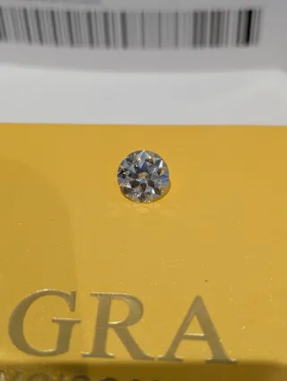 Moissanita / diamante antiguo!