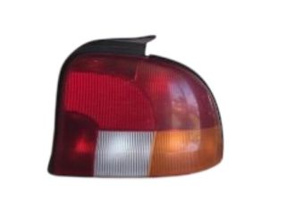 Piloto trasero derecho Chrysler Neon