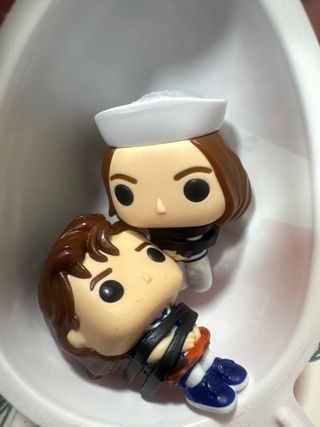 Steve y Robin Stranger Things Kinder Joy