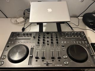 Controladora DJ Pioneer DDJ-T1