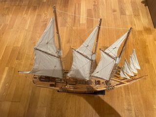Maqueta Fragata de Madera