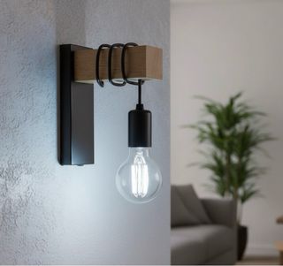 Lampadario da muro stile industrial