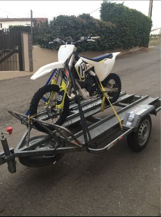 Alquiler remolque de motos