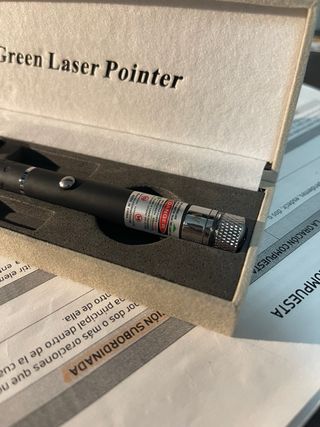 Puntero Láser Verde Profesional + 5 Boquillas