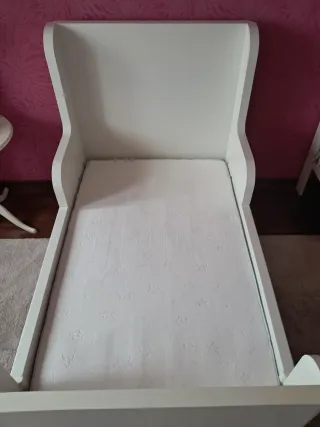 Cama infantil/juvenil IKEA + colchón + bajeras