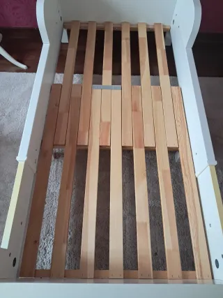 Cama infantil/juvenil IKEA + colchón + bajeras