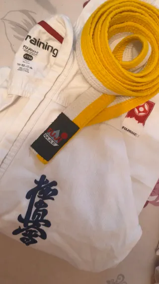 Traje de Karate Fujimae Talla 2/150 y 3/160 Blanco