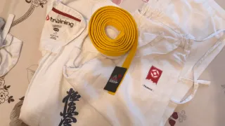 Traje de Karate Fujimae Talla 2/150 y 3/160 Blanco