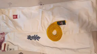 Traje de Karate Fujimae Talla 2/150 y 3/160 Blanco