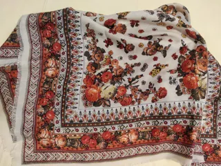 Sciarpa lana motivo floreale