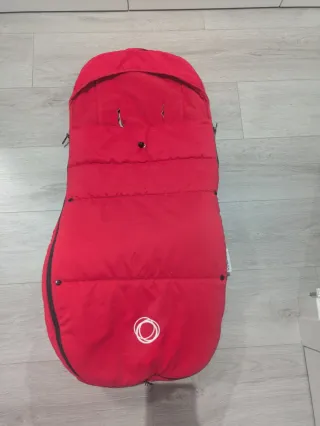 Saco invierno Bugaboo rojo